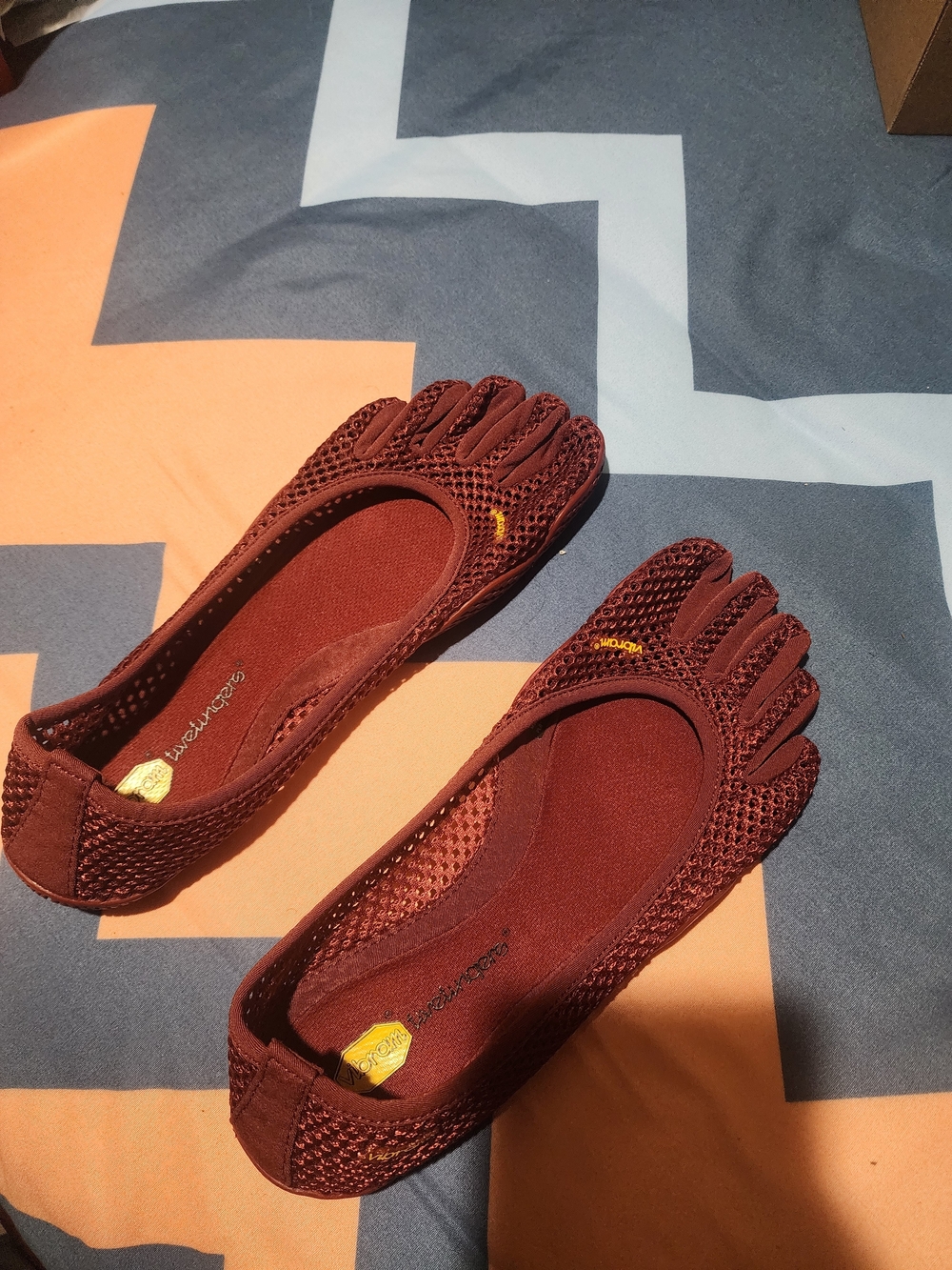 Vibram Women's Five-Toe Slip-On Flats in Burgundy Red